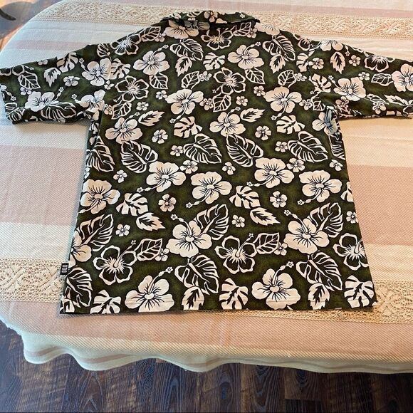 ODO Men’s Hawaiian Floral Button Down Shirt - Picture 2 of 10